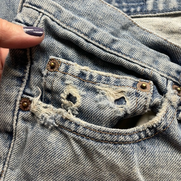 Abercrombie & Fitch Distressed Jeans Size 8R - Picture 3 of 11